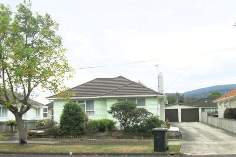 Photo of property in 5 Clyma Street, Elderslea, Upper Hutt, 5018