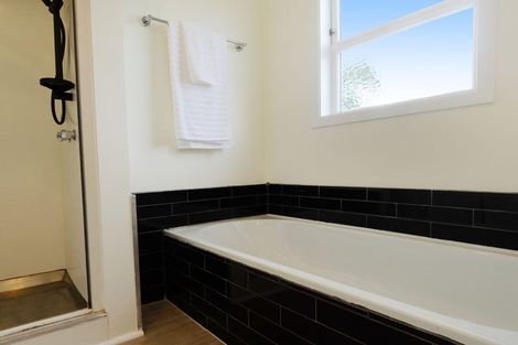 Photo of property in 3 Dennis Grove, Paraparaumu Beach, Paraparaumu, 5032