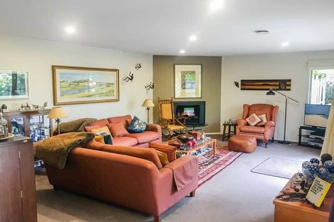 Photo of property in 12 Coolspring Way, Redwood, Christchurch, 8051