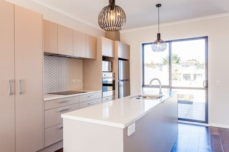 Photo of property in 33 Tahuhu Road, Mount Wellington, Auckland, 1062