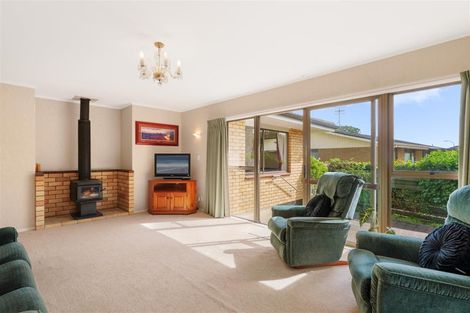 Photo of property in 6 Norrie Street, Te Puke, 3119