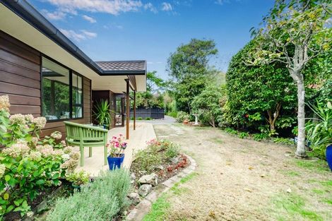 Photo of property in 11a Kohekohe Road, Waikanae, 5036