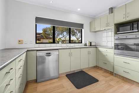 Photo of property in 5 Guernsey Place, Grandview Heights, Hamilton, 3200