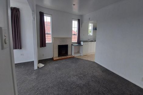 Photo of property in 129 Mcleod Road, Te Atatu South, Auckland, 0610