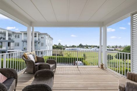 Photo of property in 44 Landmark Terrace, Orewa, 0931