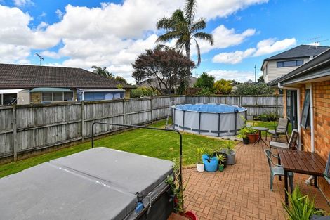 Photo of property in 184 Wattle Farm Road, Wattle Downs, Auckland, 2103