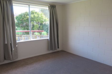 Photo of property in 77 Seabrook Avenue, New Lynn, Auckland, 0600