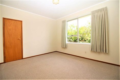 Photo of property in 35 South Lynn Road, Titirangi, Auckland, 0604