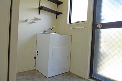 Photo of property in 2/708 Beach Road, Browns Bay, Auckland, 0630