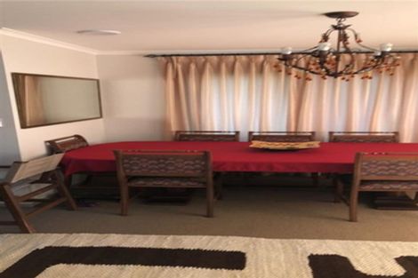 Photo of property in 115 Burswood Drive, Burswood, Auckland, 2013