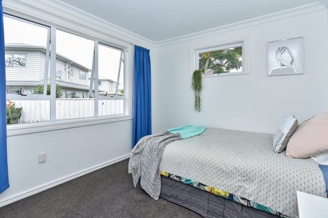 Photo of property in 5a Bunnythorpe Road, Papakura, 2110