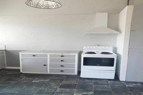 Photo of property in 6 Caius Avenue, Gonville, Wanganui, 4501