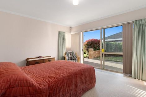 Photo of property in 17 Lotus Avenue, Mount Maunganui, 3116