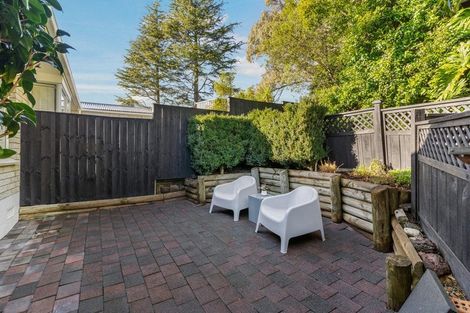 Photo of property in 1/12 Paruru Avenue, Northcote, Auckland, 0627