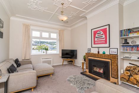 Photo of property in 10 Hargest Crescent, Saint Kilda, Dunedin, 9012