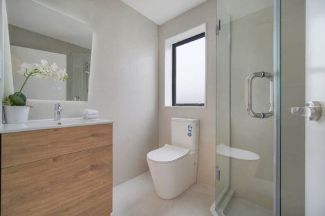 Photo of property in 5 Silver Birch Rise, Henderson, Auckland, 0612