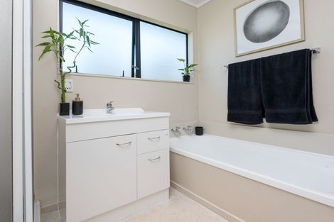 Photo of property in 3/15 Greenhill Crescent, Pakuranga, Auckland, 2010