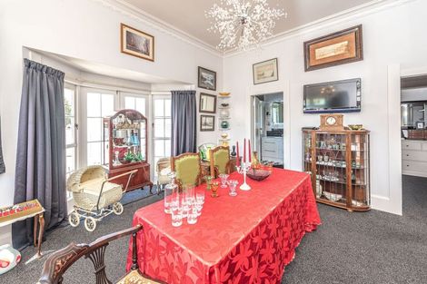 Photo of property in 9 Great North Road, Saint Johns Hill, Whanganui, 4501