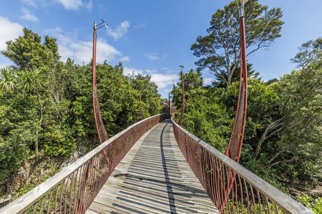Photo of property in 19 Caspian Close, New Lynn, Auckland, 0600