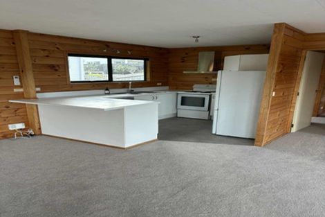 Photo of property in 8a Matai Road, Stanmore Bay, Whangaparaoa, 0932