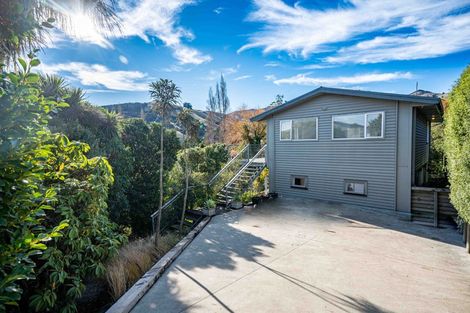 Photo of property in 22 Bayview Crescent, Duvauchelle, 7581