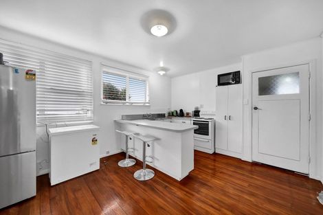 Photo of property in 7 Ramanui Avenue, Hawera, 4610