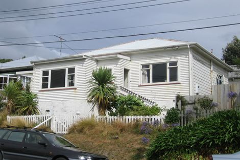 Photo of property in 9 Danube Street, Island Bay, Wellington, 6023