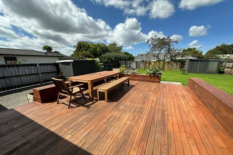 Photo of property in 1/5 Hill Crescent, Papakura, 2110