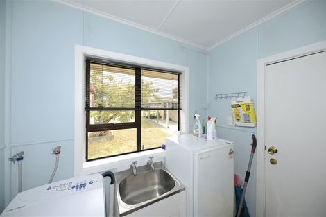 Photo of property in 76 Cuffs Road, Wainoni, Christchurch, 8061