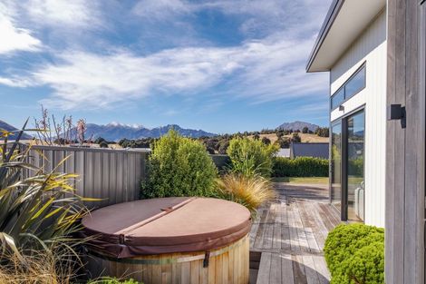 Photo of property in 86 Infinity Drive, Wanaka, 9305