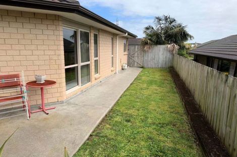 Photo of property in 15 Bonny Crescent, Massey, Auckland, 0614