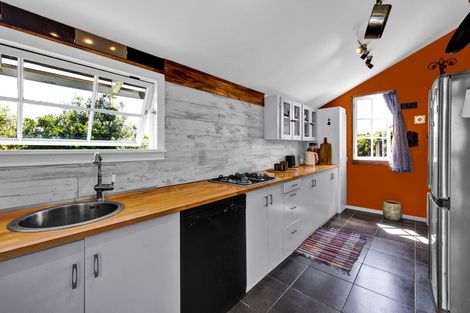 Photo of property in 21 Egmont Street, Patea, 4520