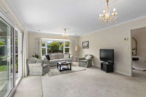 Photo of property in 31b Wai-iti Crescent, Woburn, Lower Hutt, 5010