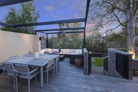 Photo of property in 32b Glandovey Road, Fendalton, Christchurch, 8052