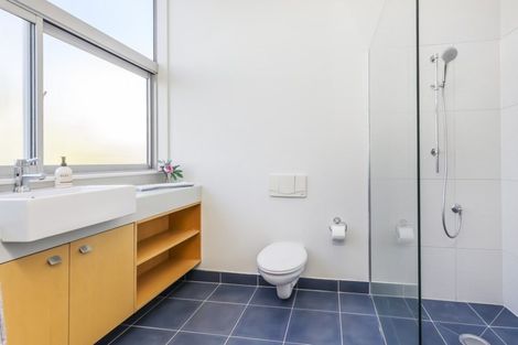 Photo of property in 32 Mantell Street, Seatoun, Wellington, 6022