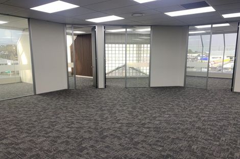 Photo of property in 110 Wairau Road, Oakura, 4314