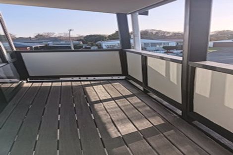 Photo of property in 10 Inca Place, Redwood, Christchurch, 8051