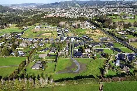 Photo of property in 15 Sands Road, Glenbervie, 0173