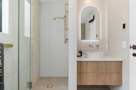 Photo of property in 11 Stratford Street, Merivale, Christchurch, 8014