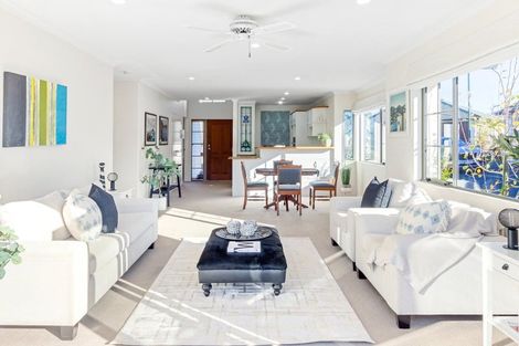 Photo of property in 30 Lakeridge Close, Rangatira Park, Taupo, 3330