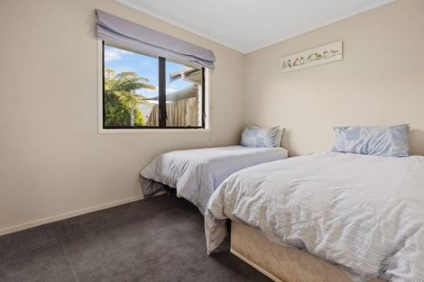 Photo of property in 10 Chaucer Place, Owhata, Rotorua, 3010