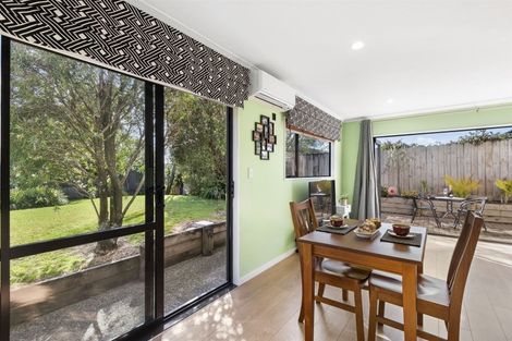Photo of property in 6/102 Greenhithe Road, Greenhithe, Auckland, 0632