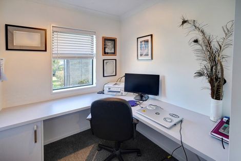 Photo of property in 6 Claremont Crescent, Amberley, 7410