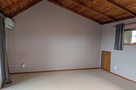 Photo of property in 29 Marina View Drive, West Harbour, Auckland, 0618