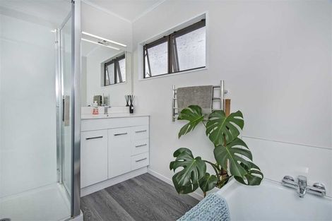 Photo of property in 2/23 King Street, Kensington, Whangarei, 0112