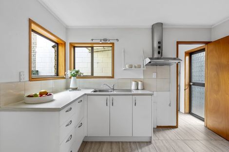 Photo of property in 73b Centreway Road, Orewa, 0931