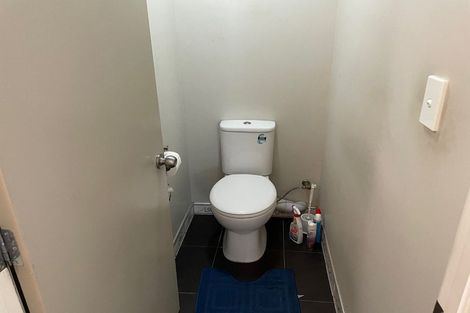 Photo of property in 94a Great South Road, Manurewa, Auckland, 2102