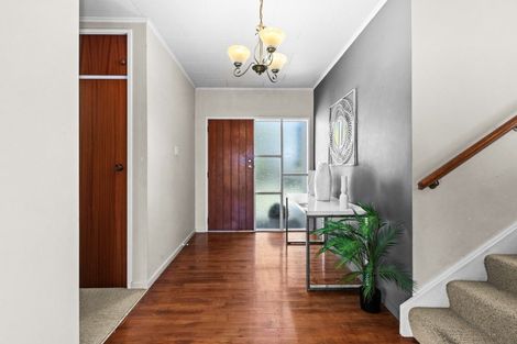 Photo of property in 6 George Place, Havelock North, 4130