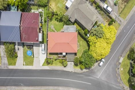 Photo of property in 1/1 Cushla Place, Massey, Auckland, 0614
