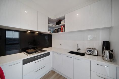 Photo of property in 8 Awakirihi Close, Shamrock Park, Auckland, 2016